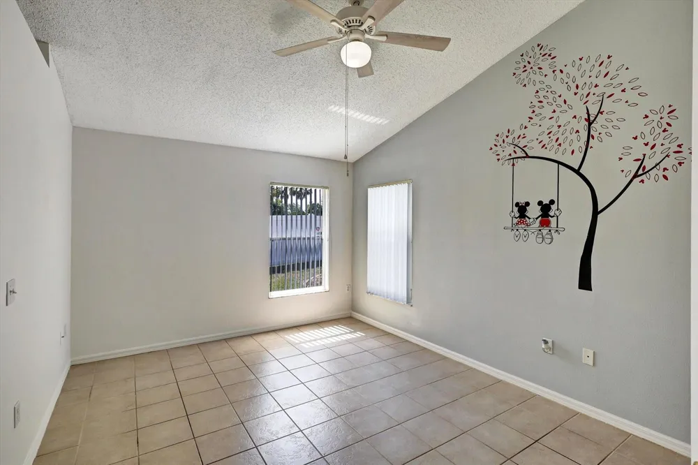 1175 Jaybee Avenue Davenport, FL 33897