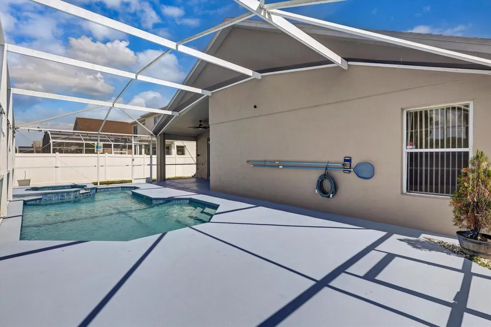 1175 Jaybee Avenue Davenport, FL 33897