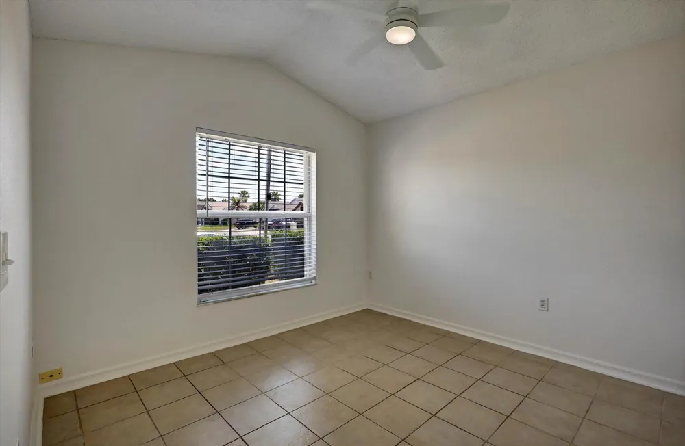 1175 Jaybee Avenue Davenport, FL 33897