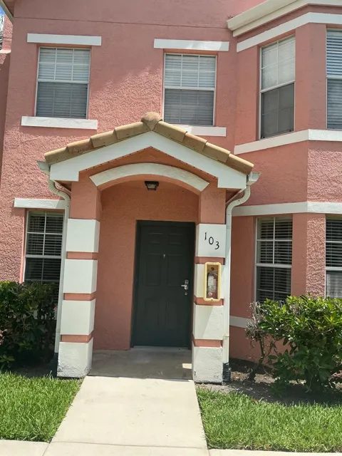 168 SW Peacock Boulevard #35-103