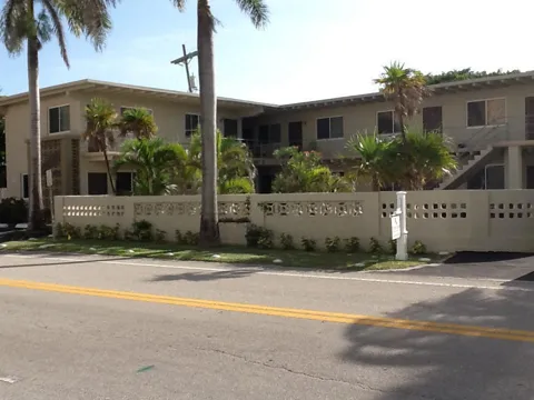 100 Cascade Lane #8