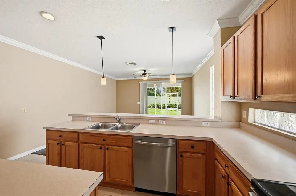421 Gazetta Way West Palm Beach, FL 33413