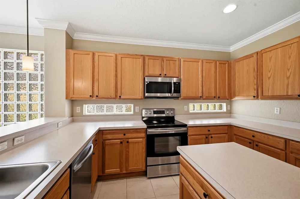 421 Gazetta Way West Palm Beach, FL 33413