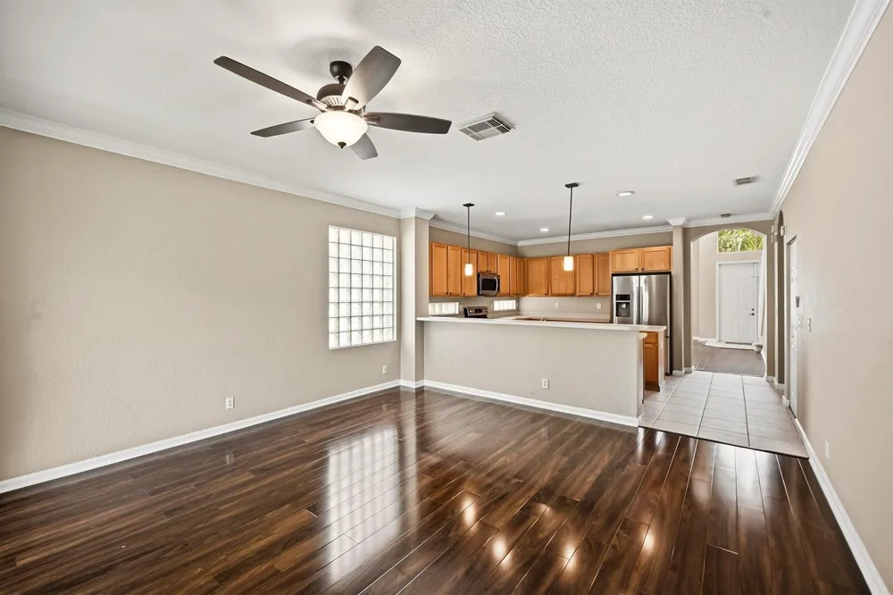 421 Gazetta Way West Palm Beach, FL 33413