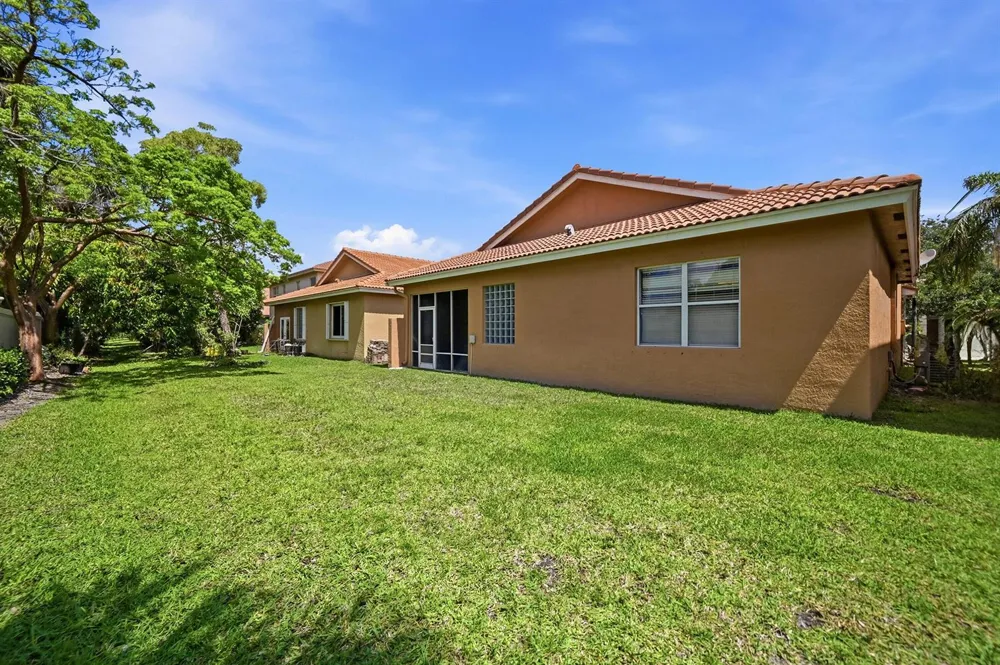 421 Gazetta Way West Palm Beach, FL 33413