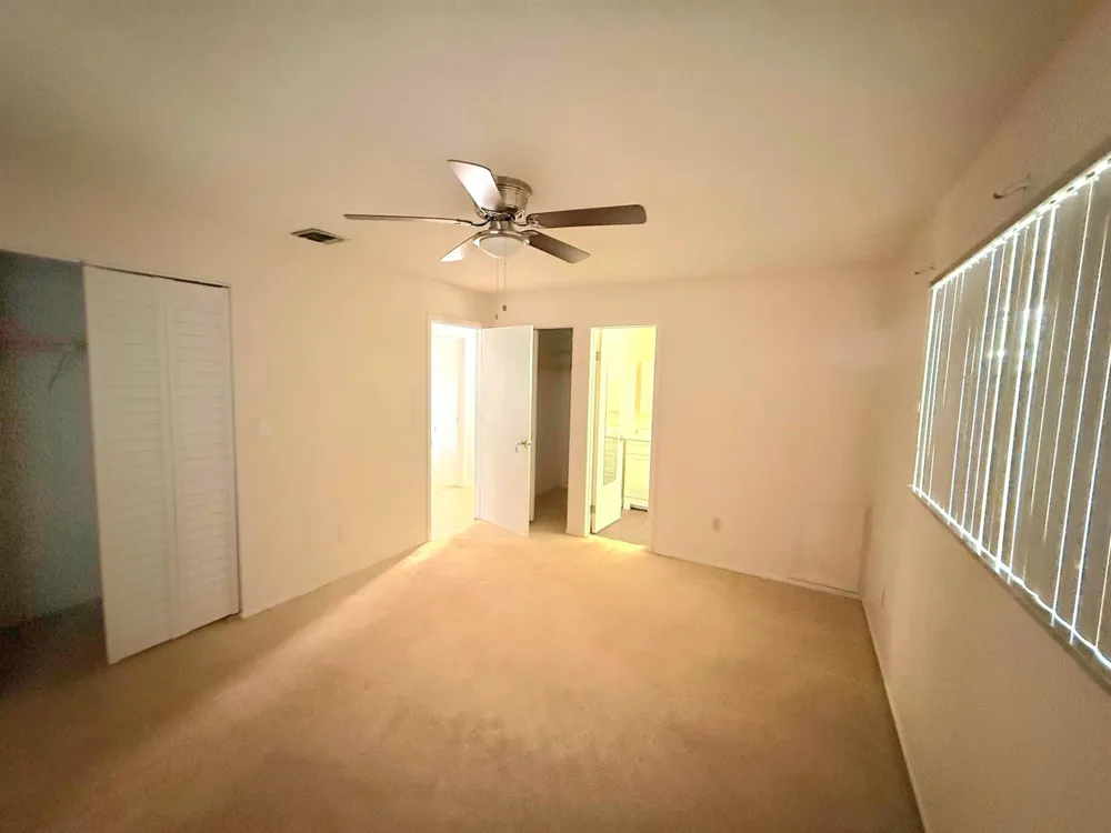 2466 44th Avenue Vero Beach, FL 32966