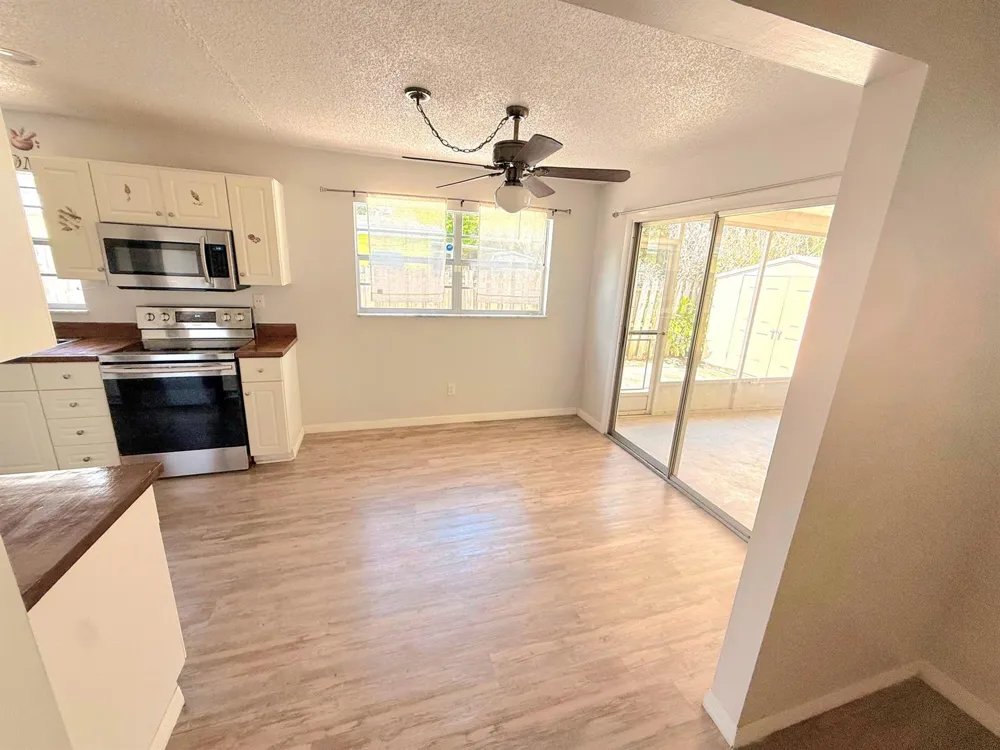 2466 44th Avenue Vero Beach, FL 32966