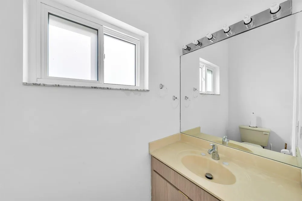 4377 NW 88th Terrace Coral Springs, FL 33065