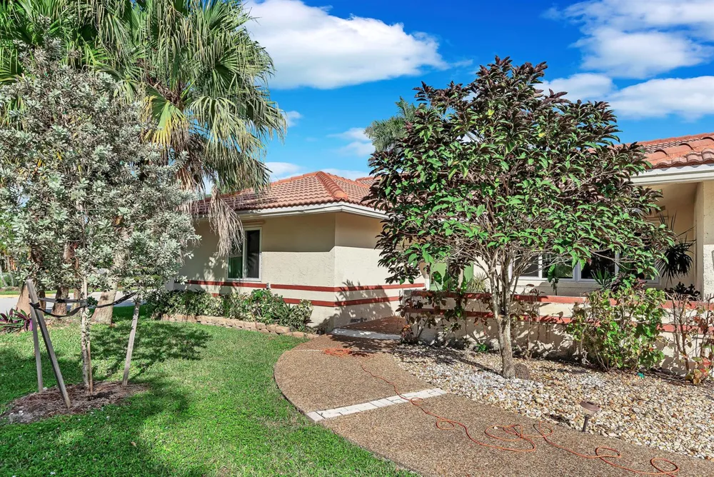 4377 NW 88th Terrace Coral Springs, FL 33065