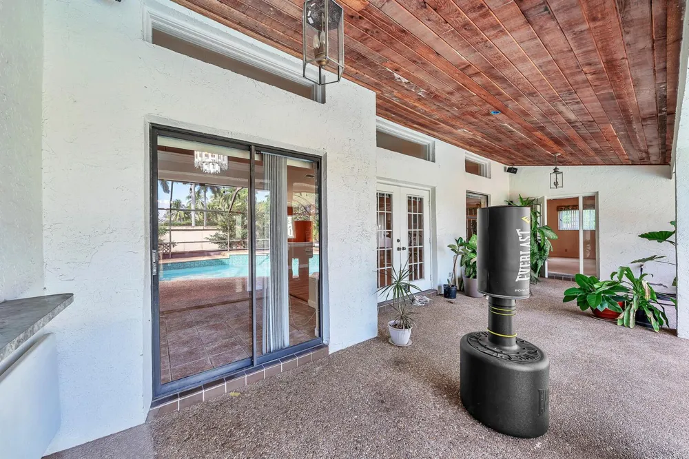 4377 NW 88th Terrace Coral Springs, FL 33065