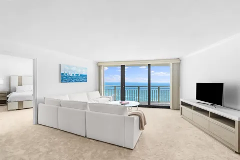 3000 Ocean Drive #28e