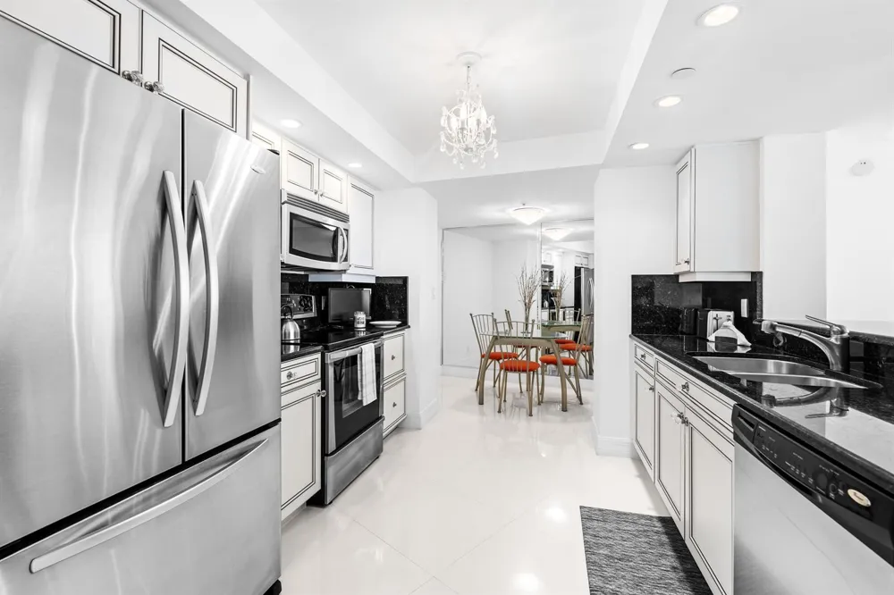 3000 Ocean Drive #28e Riviera Beach, FL 33404