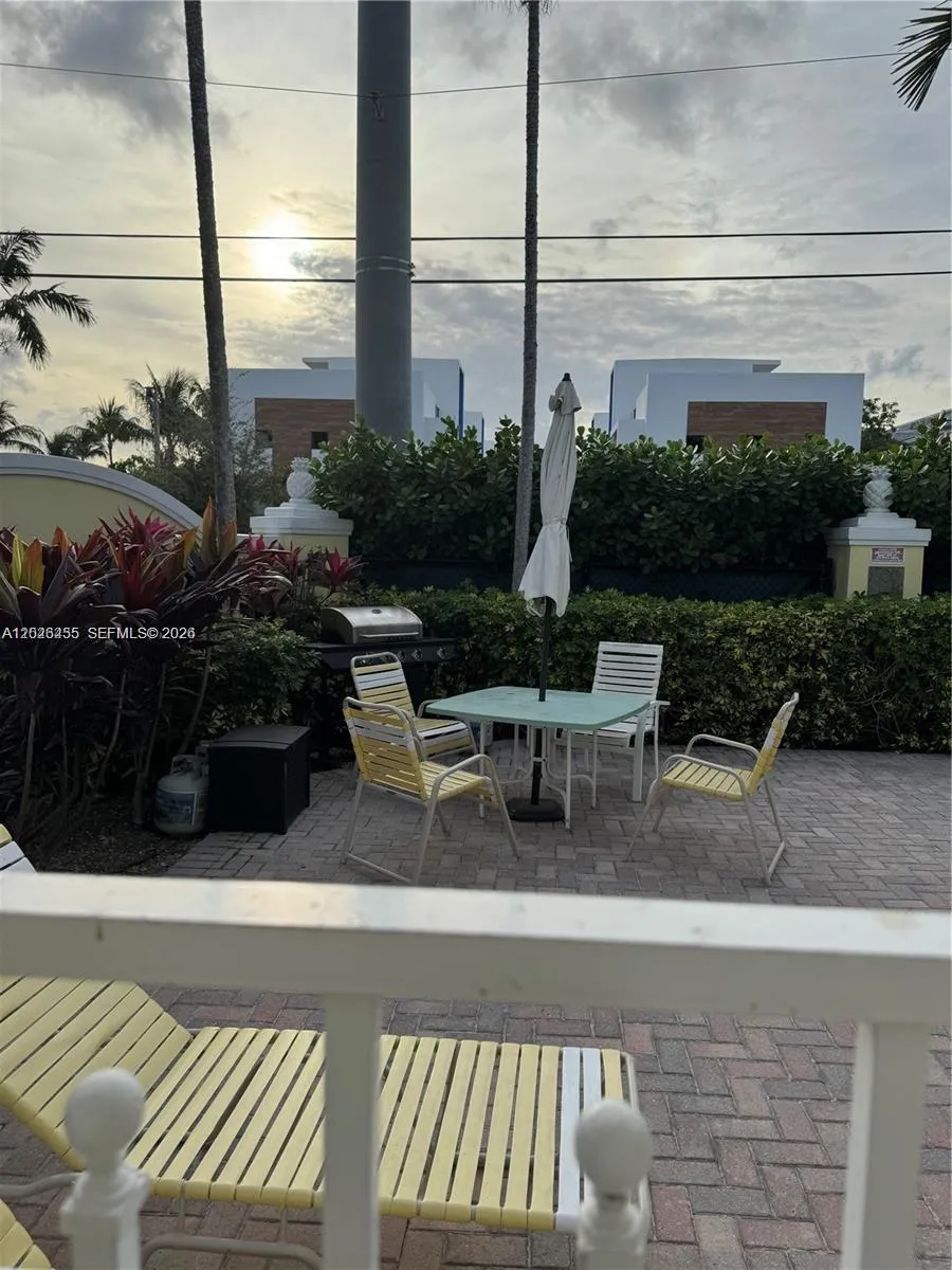2660 NE 8th Ave #107 Wilton Manors, FL 33334