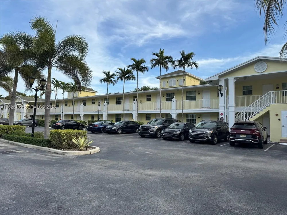 2660 NE 8th Ave #107 Wilton Manors, FL 33334