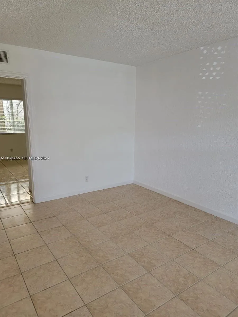 2660 NE 8th Ave #107 Wilton Manors, FL 33334