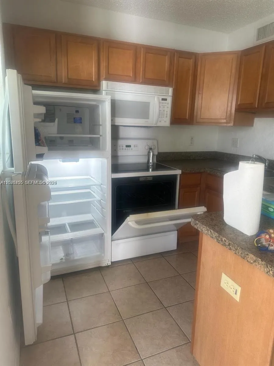 2660 NE 8th Ave #107 Wilton Manors, FL 33334