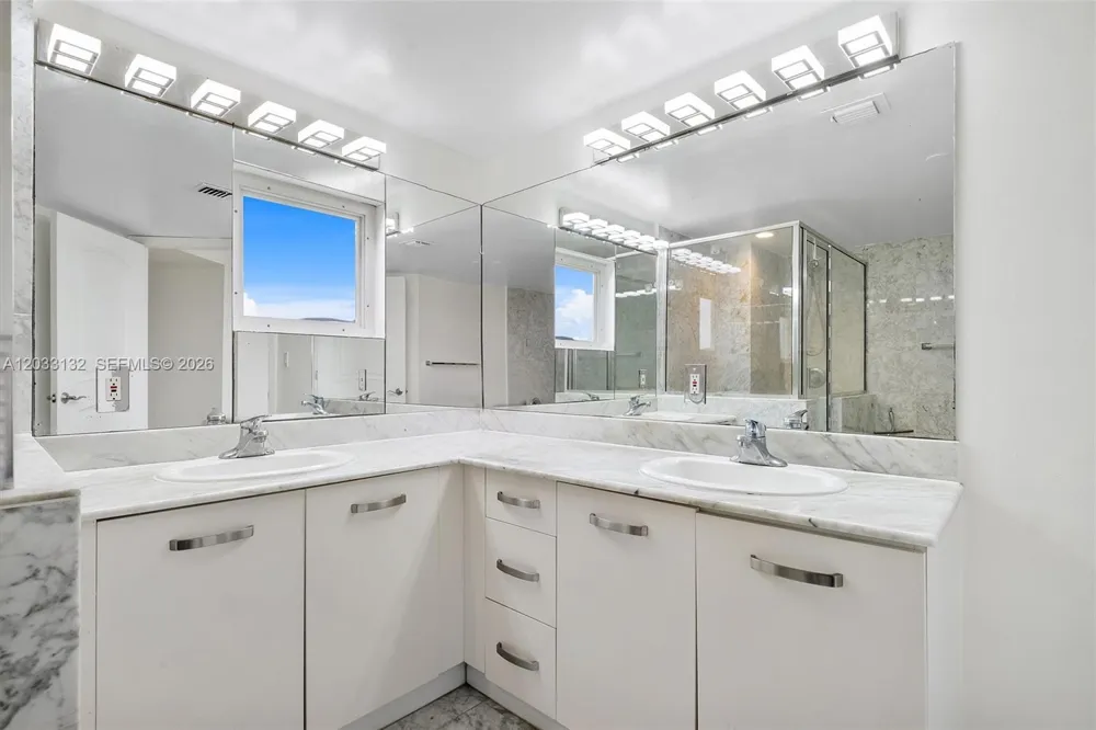 8911 Collins Ave #605 Surfside, FL 33154