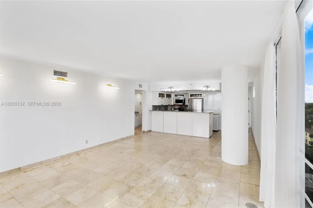 8911 Collins Ave #605 Surfside, FL 33154