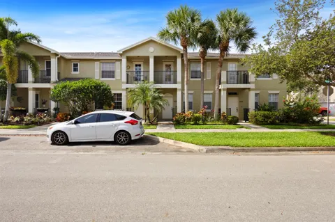 2148 SE Destin Drive