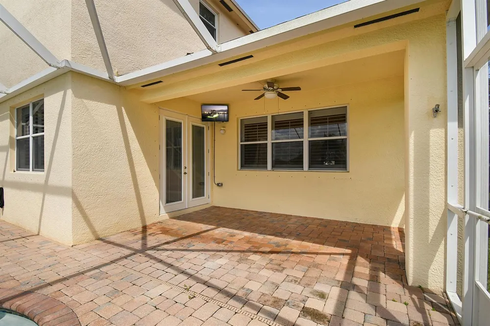 9902 E Verona Circle Circle Vero Beach, FL 32966