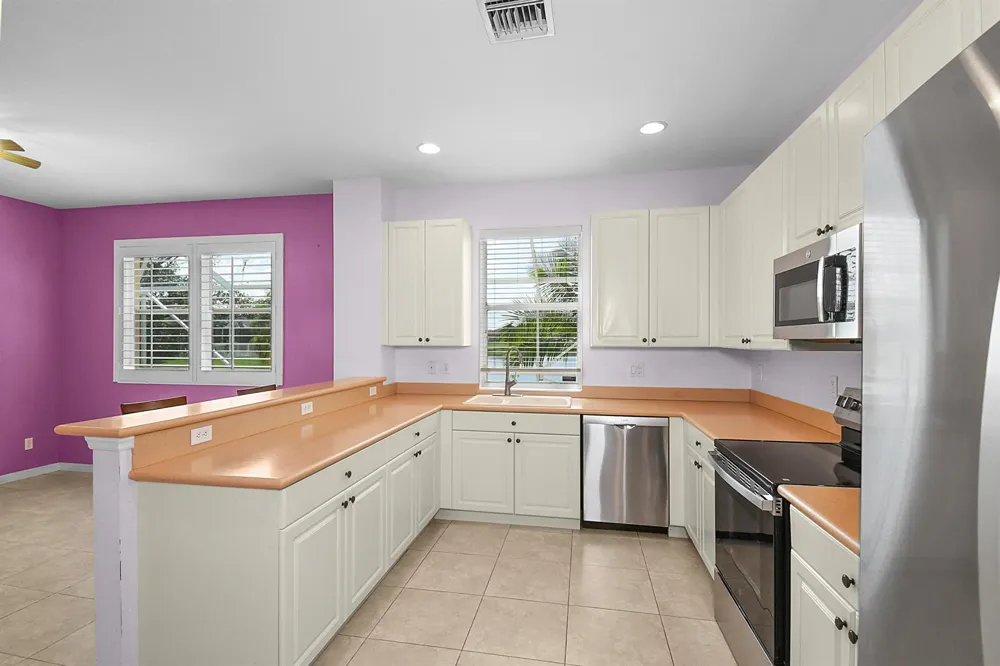 9902 E Verona Circle Circle Vero Beach, FL 32966