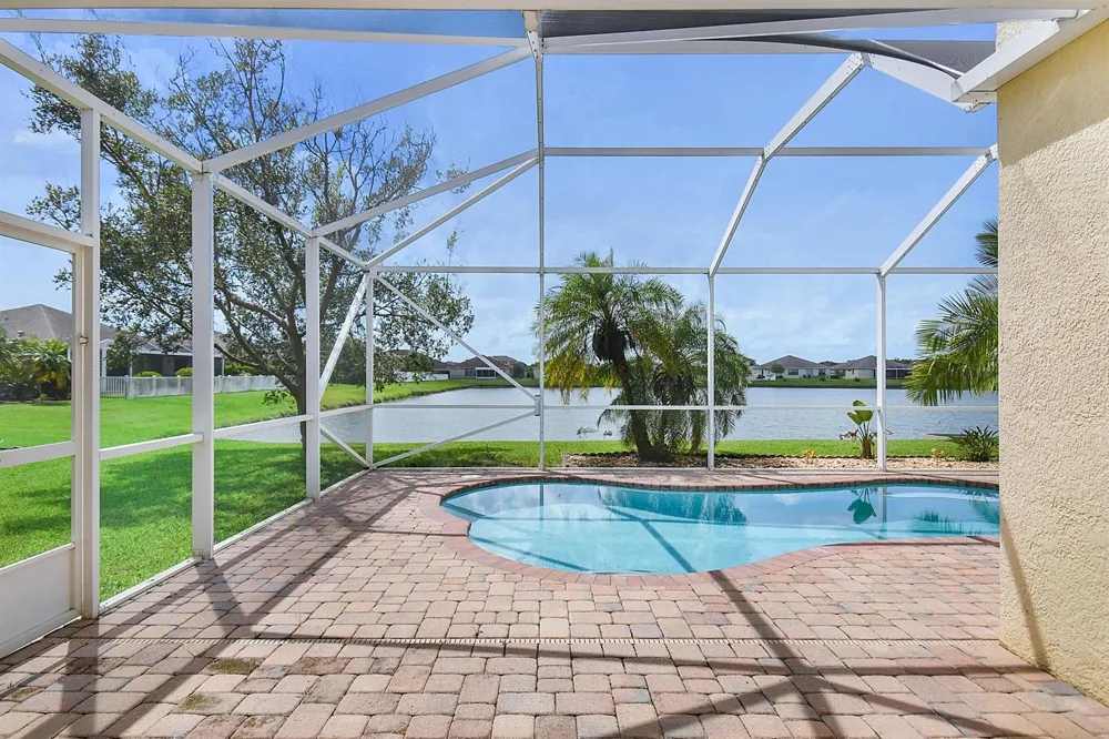 9902 E Verona Circle Circle Vero Beach, FL 32966
