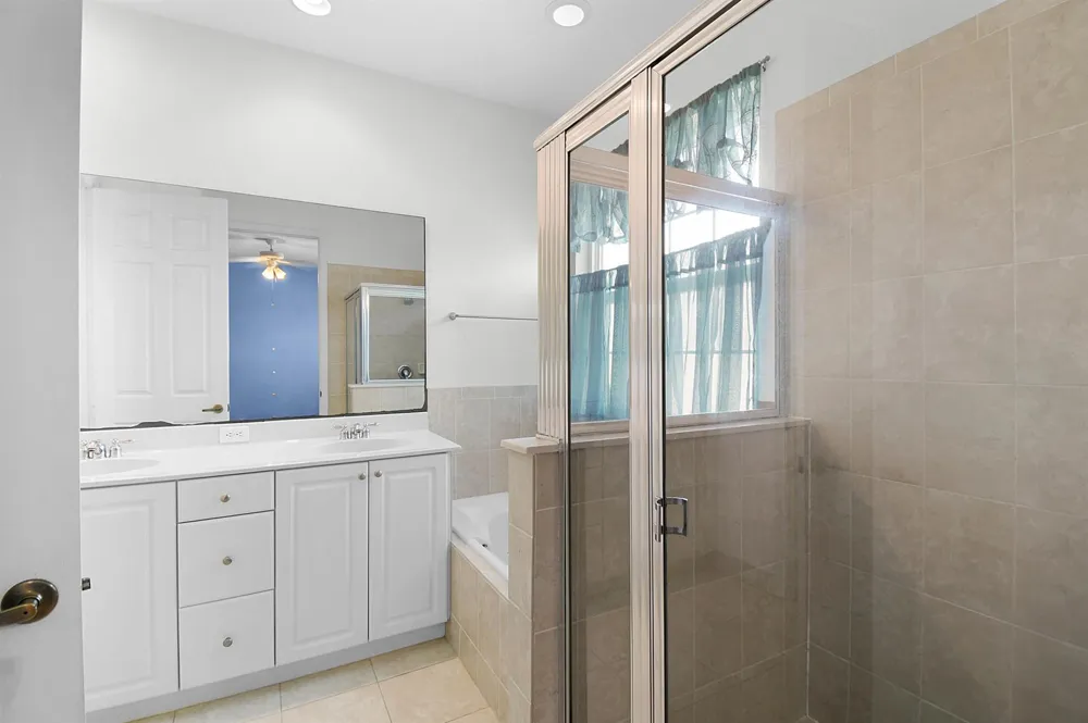 9902 E Verona Circle Circle Vero Beach, FL 32966