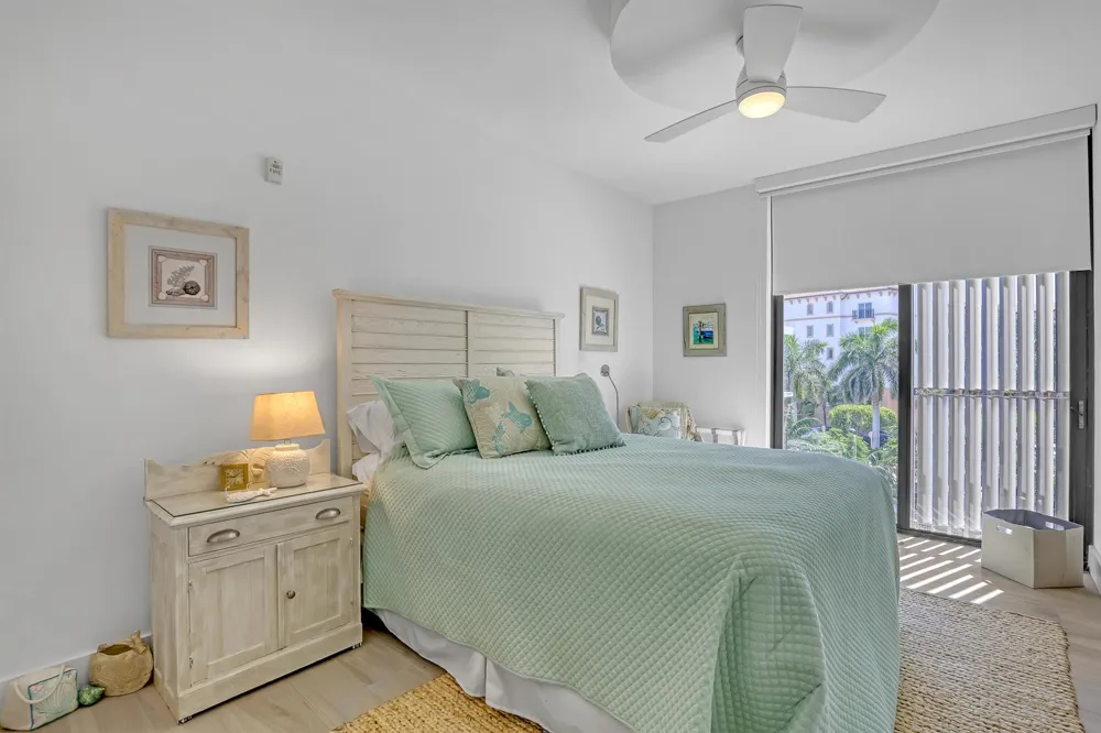 106 Inlet Way #305 Palm Beach Shores, FL 33404