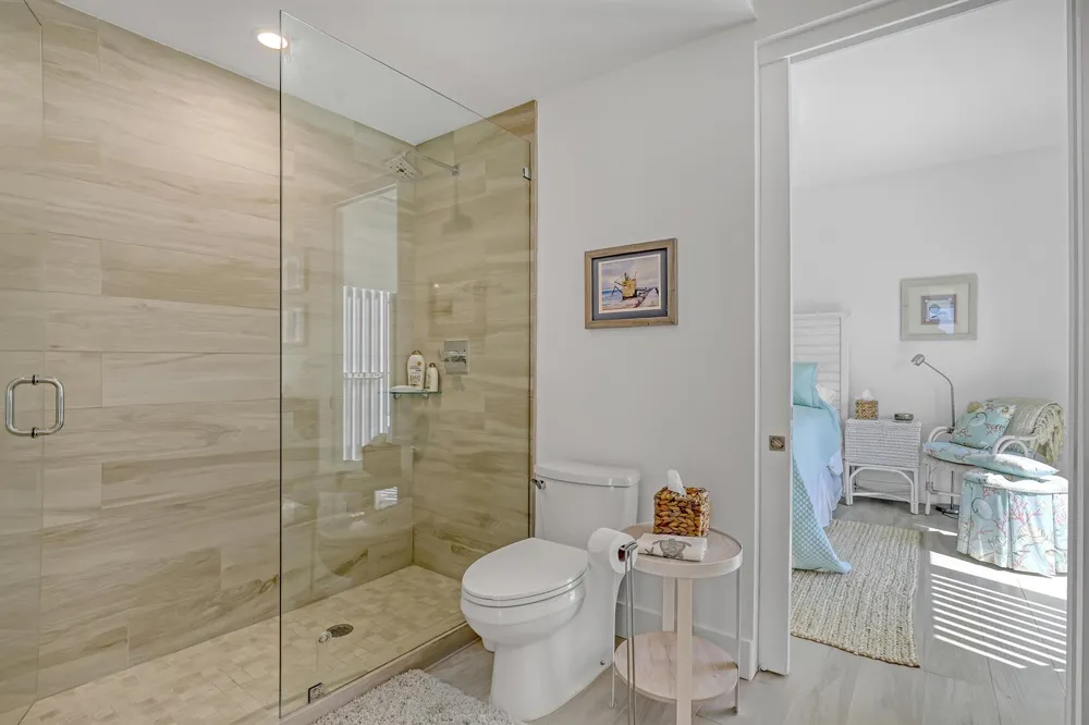 106 Inlet Way #305 Palm Beach Shores, FL 33404
