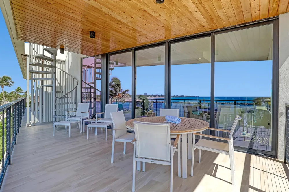 106 Inlet Way #305 Palm Beach Shores, FL 33404