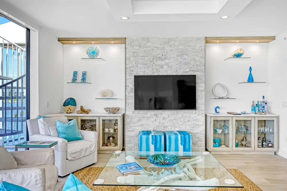 106 Inlet Way #305 Palm Beach Shores, FL 33404