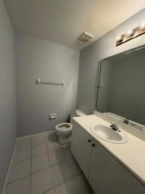 2440 NW 99th Way Sunrise, FL 33322