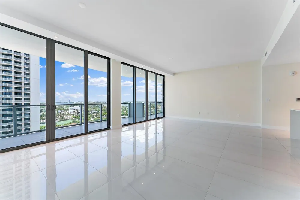 3100 Ocean Drive #H1206 Singer Island, FL 33404