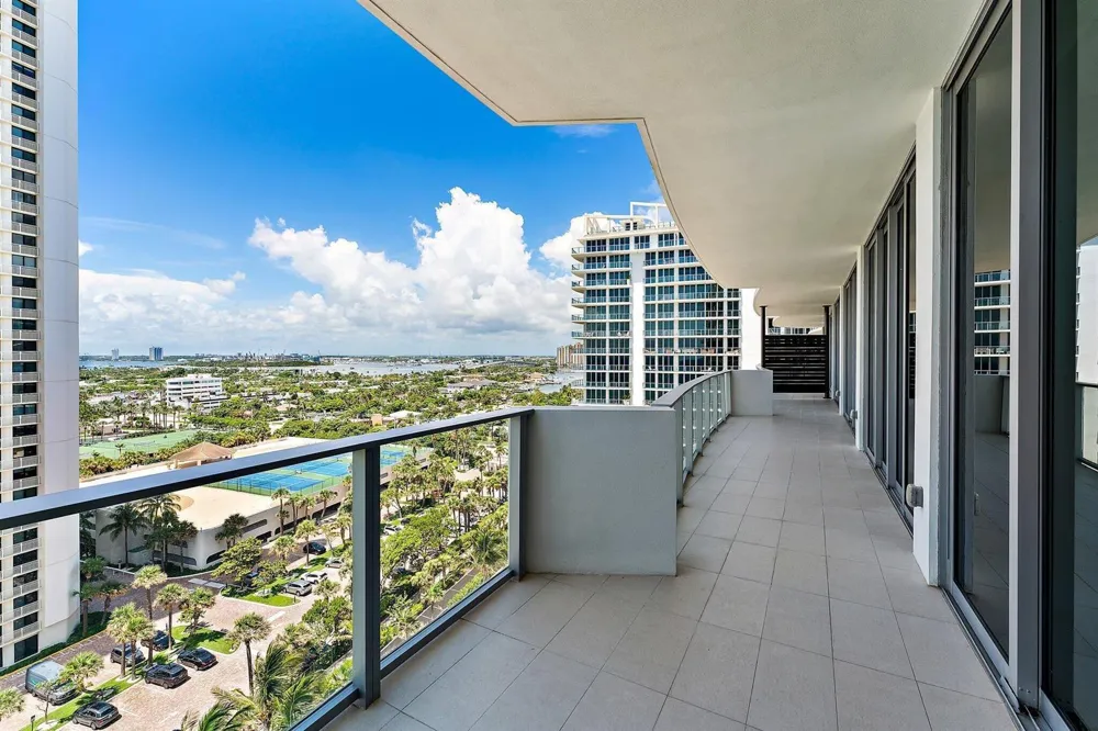 3100 Ocean Drive #H1206 Singer Island, FL 33404