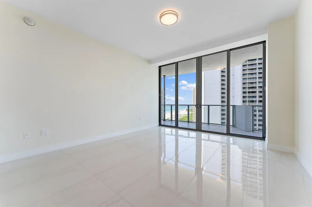 3100 Ocean Drive #H1206 Singer Island, FL 33404