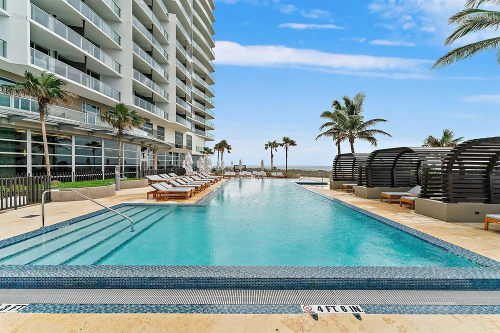 3100 Ocean Drive #H1206 Singer Island, FL 33404