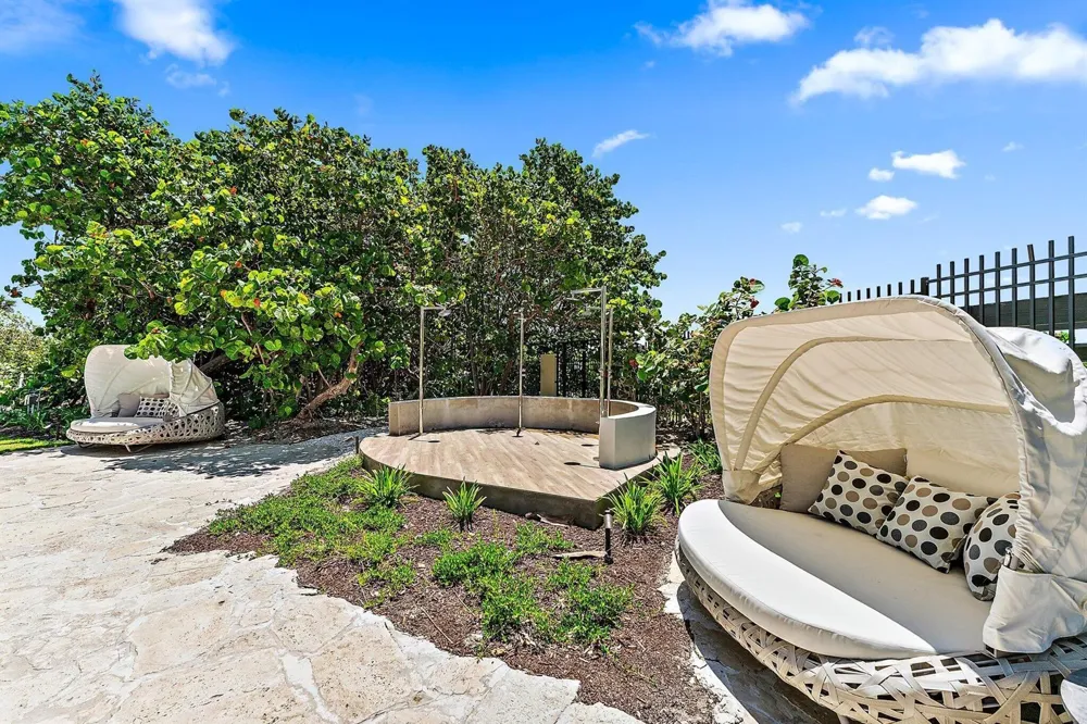 3100 Ocean Drive #H1206 Singer Island, FL 33404