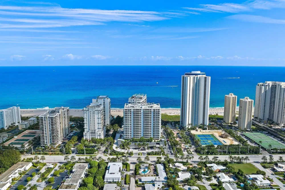 3100 Ocean Drive #H1206 Singer Island, FL 33404