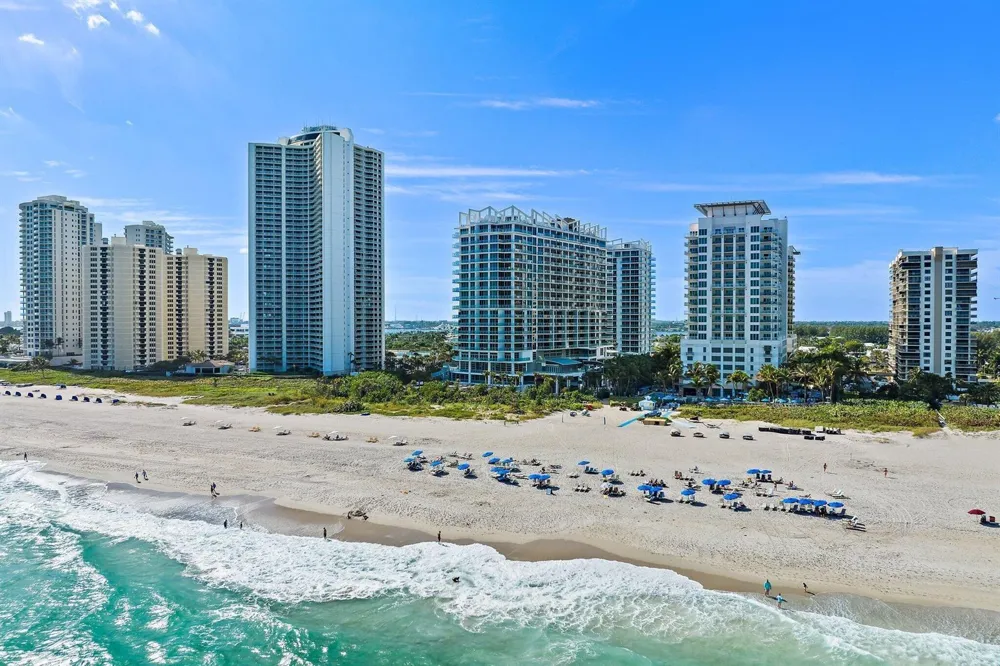 3100 Ocean Drive #H1206 Singer Island, FL 33404