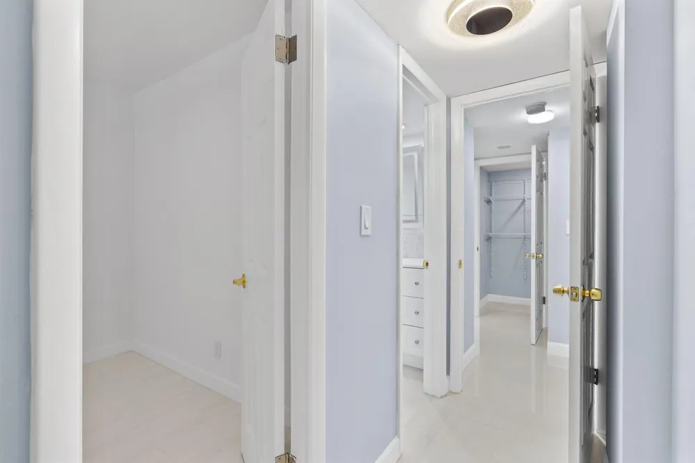 3580 S Ocean Boulevard #8b South Palm Beach, FL 33480