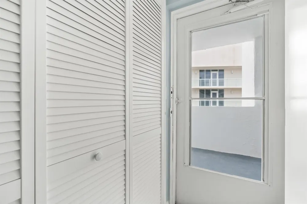 3580 S Ocean Boulevard #8b South Palm Beach, FL 33480