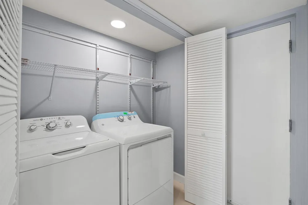 3580 S Ocean Boulevard #8b South Palm Beach, FL 33480