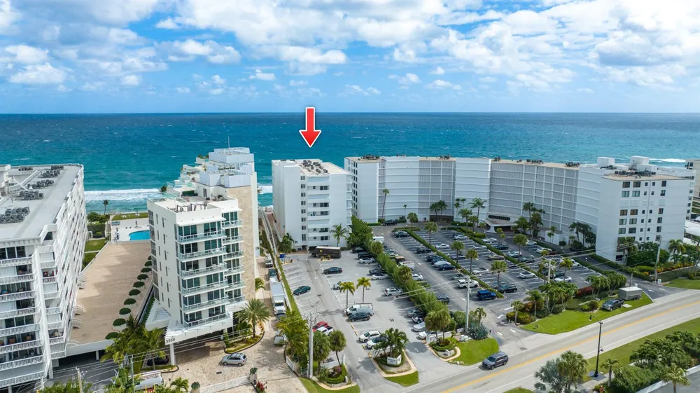 3580 S Ocean Boulevard #8b South Palm Beach, FL 33480