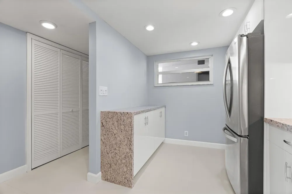 3580 S Ocean Boulevard #8b South Palm Beach, FL 33480
