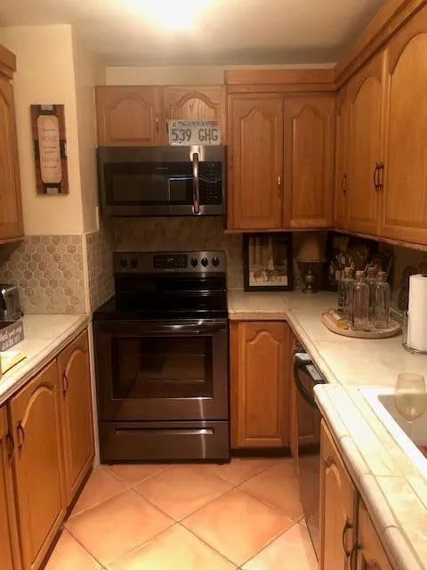 5509 Fountain Lake Circle #C110 Bradenton, FL 34207