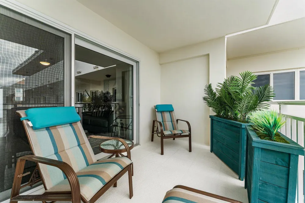 33 S Ocean Avenue #502 Palm Beach Shores, FL 33404
