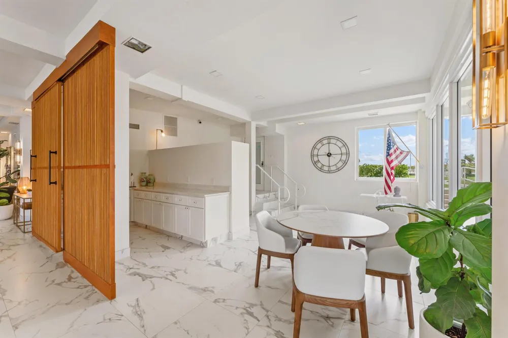 33 S Ocean Avenue #502 Palm Beach Shores, FL 33404