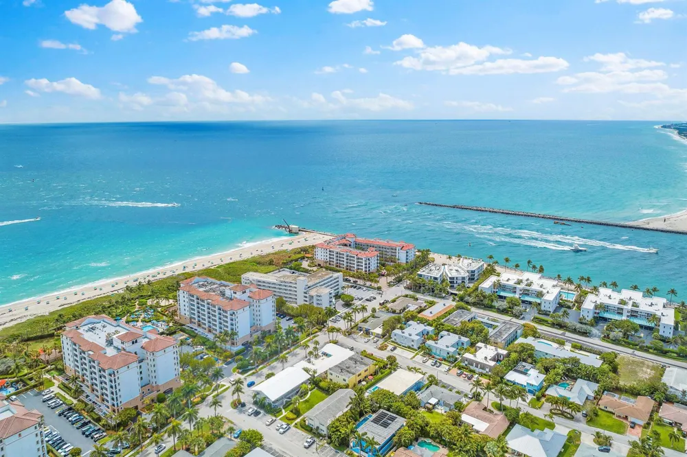 33 S Ocean Avenue #502 Palm Beach Shores, FL 33404