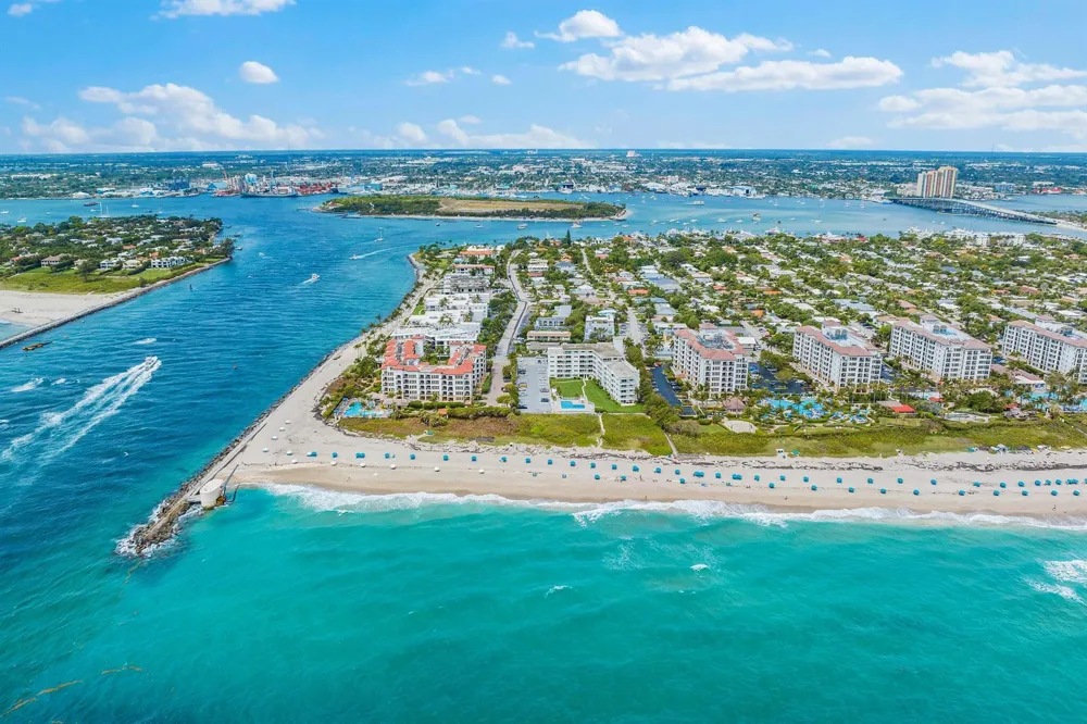 33 S Ocean Avenue #502 Palm Beach Shores, FL 33404