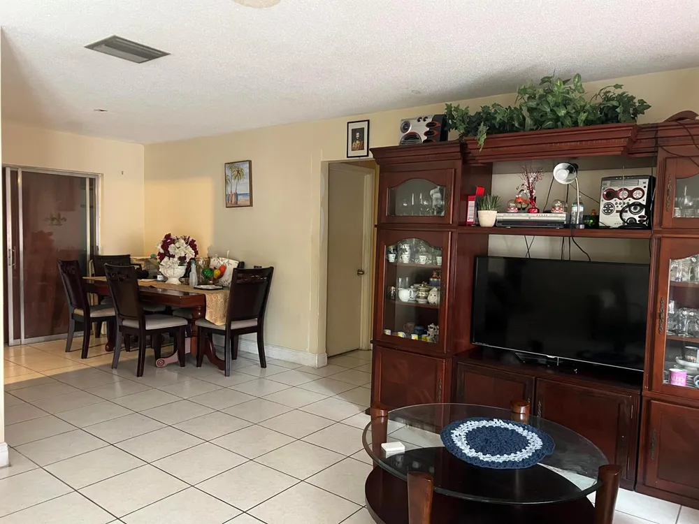 6100 NW 73rd Terrace Tamarac, FL 33321